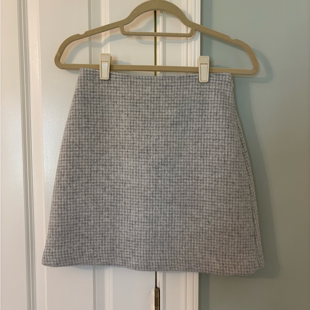 Club Monaco Gray Houndstooth Mini Skirt